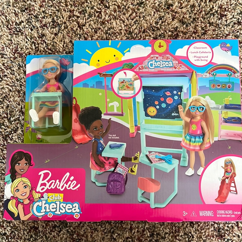 Barbie Club Chelsea School Playset